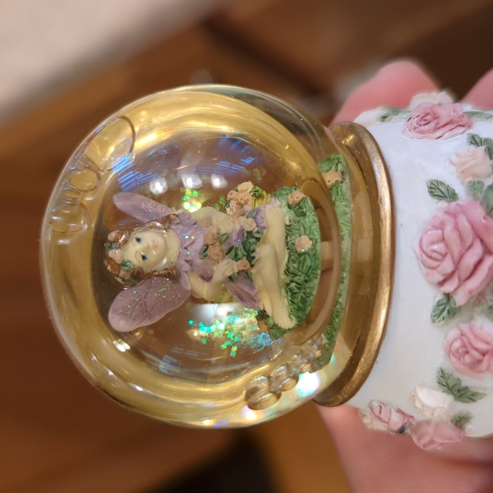 Garden Fairy snow globe by Dezine - Picture 4 of 6